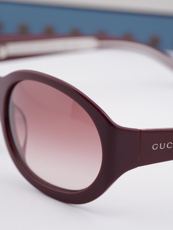 Gucci GG2012S 002 Square Sunglasses - Solid Burgundy\\Burgundy Gradient main image 9